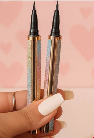 خط چشم ماژیکی مک مشکی